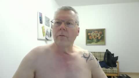 Snapshot of hornydick874303 chatting on May 2026 07:56:02 PM Meikelmeier online show from May 2026 07:56:02 PM
