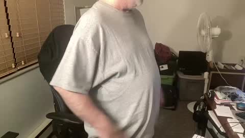 Snapshot of hornyeveryday24hours chatting on December 2024 12:19:02 AM Brett online show from December 2024 12:19:02 AM