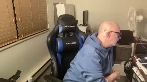 Snapshot of hornyeveryday24hours chatting on December 2024 02:55:02 AM Brett online show from December 2024 02:55:02 AM
