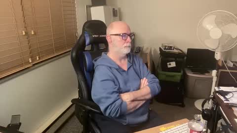 Snapshot of hornyeveryday24hours chatting on January 2025 01:59:02 AM Brett online show from January 2025 01:59:02 AM