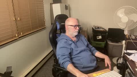 Snapshot of hornyeveryday24hours chatting on January 2025 05:06:02 AM Brett online show from January 2025 05:06:02 AM