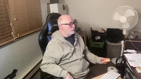Snapshot of hornyeveryday24hours chatting on January 2025 01:48:01 AM Brett online show from January 2025 01:48:01 AM