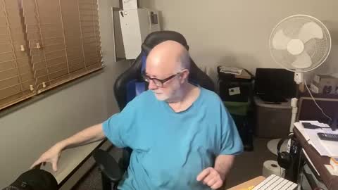 Snapshot of hornyeveryday24hours chatting on January 2025 10:49:02 PM Brett online show from January 2025 10:49:02 PM