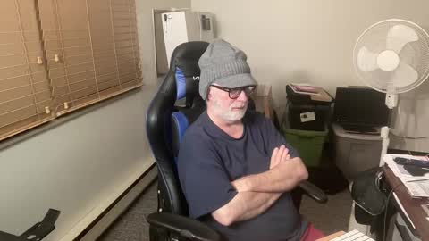 Snapshot of hornyeveryday24hours chatting on February 2025 02:55:01 AM Brett online show from February 2025 02:55:01 AM