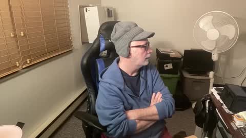 Snapshot of hornyeveryday24hours chatting on February 2025 02:12:01 AM Brett online show from February 2025 02:12:01 AM