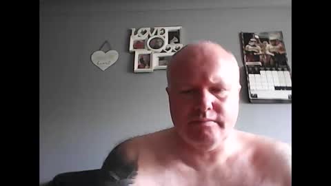 hornyguy19781978 online show from April 2026 02:26:01 PM