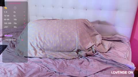 Snapshot of hornyhousekeeper_ chatting on December 2024 06:26:02 PM Valentina online show from December 2024 06:26:02 PM