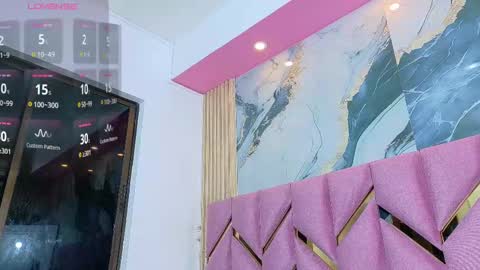 Snapshot of hornyhousekeeper_ chatting on October 2025 12:36:02 PM Valentina online show from October 2025 12:36:02 PM