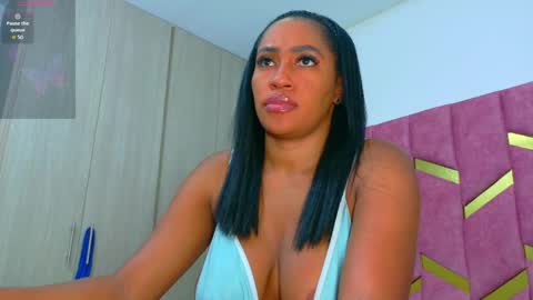 Snapshot of hornyhousekeeper_ chatting on May 2026 10:53:01 AM Valentina online show from May 2026 10:53:01 AM