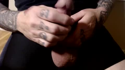 Hornyhumper online show from April 2026 05:03:01 AM