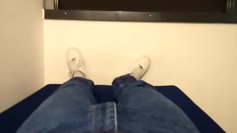 Hornypeter online show from December 2025 09:16:02 AM