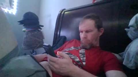 hornypierceddad online show from March 2026 01:00:02 AM