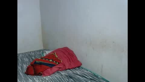 Snapshot of hornyxbum chatting on November 2025 07:24:01 PM hornyxbum online show from November 2025 07:24:01 PM