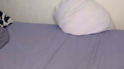 Snapshot of hornyy_cutie chatting on May 2026 11:23:04 PM Its Cora online show from May 2026 11:23:04 PM