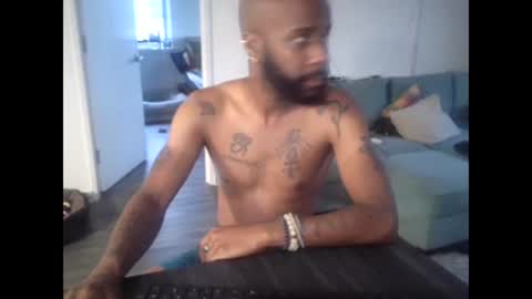 Horus00 online show from September 2025 11:14:01 AM