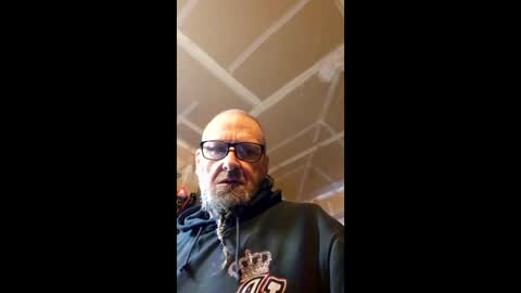 hoss1973_3 online show from December 2025 07:01:02 PM