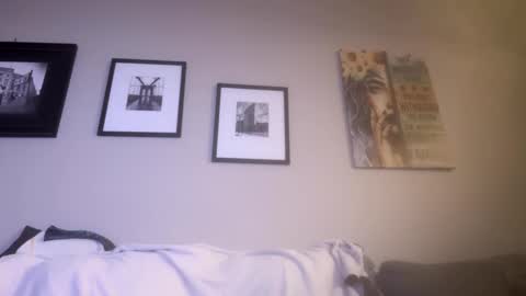 hoss43040 online show from September 2025 12:02:02 AM