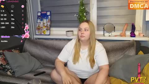 hot           couple online show from December 2024 07:15:02 PM