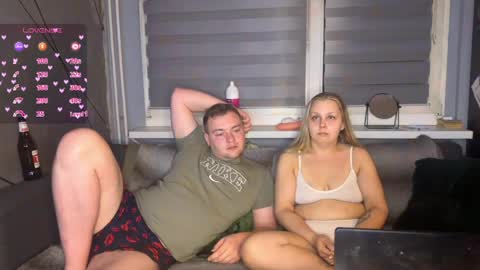 hot           couple online show from March 2026 06:57:01 PM