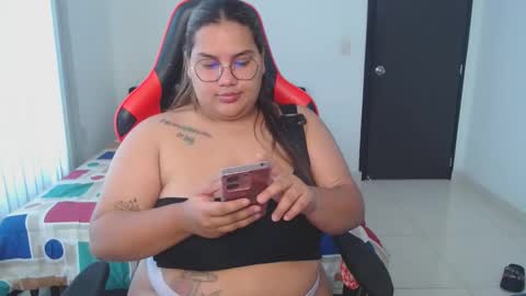 hot__husbands online show from February 2025 04:26:01 PM