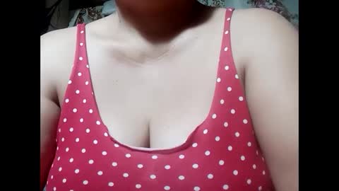 Snapshot of hot_boobs21 chatting on December 2024 08:55:01 PM hot_boobs21 online show from December 2024 08:55:01 PM