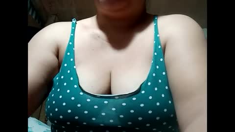 Snapshot of hot_boobs21 chatting on January 2025 09:09:02 PM hot_boobs21 online show from January 2025 09:09:02 PM