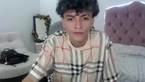 Salomon online show from December 2025 02:58:02 PM