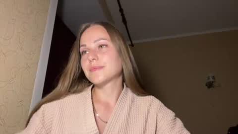 hot_chance_ online show from July 2026 05:05:01 PM