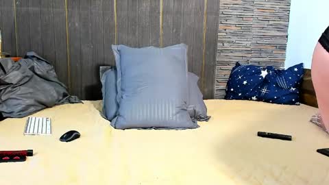 hot_chocolate4u online show from April 2026 09:27:01 AM