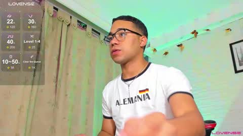hot_dreams_x online show from January 2025 01:01:01 PM