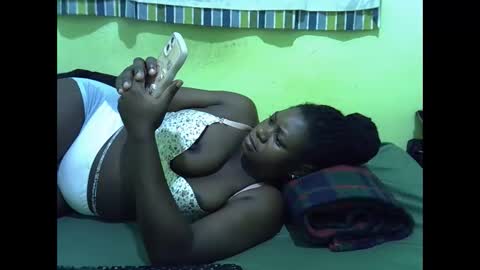 Snapshot of hot_girlly chatting on March 2026 02:27:02 AM hot_girlly online show from March 2026 02:27:02 AM