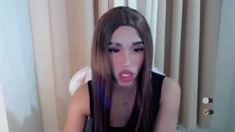 Khianna online show from July 2026 02:01:02 PM