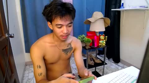 Snapshot of hot_kianxx chatting on June 2026 12:48:02 AM hot_kianxx online show from June 2026 12:48:02 AM