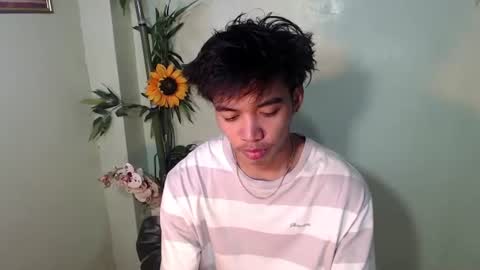 Snapshot of hot_kianxx chatting on June 2026 08:11:01 PM hot_kianxx online show from June 2026 08:11:01 PM