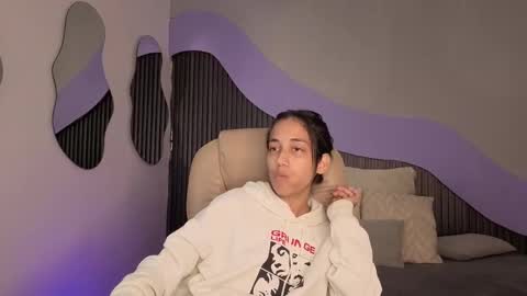 Alana online show from March 2026 10:16:02 PM