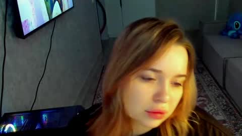 Moon online show from April 2026 05:27:02 AM