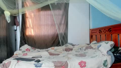 hot_moxie online show from October 2025 04:08:02 AM