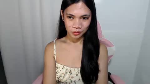 Snapshot of hot_pauline chatting on May 2026 06:00:01 AM hot_pauline online show from May 2026 06:00:01 AM