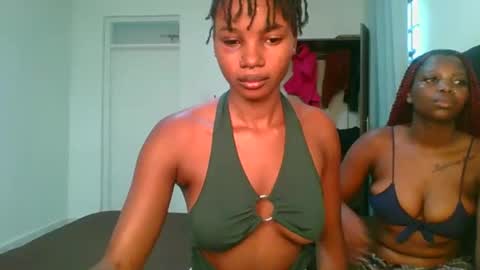 Snapshot of hot_petite1 chatting on May 2026 10:20:02 AM Hot petite online show from May 2026 10:20:02 AM