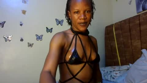 Snapshot of hot_petite100 chatting on June 2026 06:26:02 AM hot petite100 online show from June 2026 06:26:02 AM