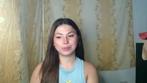 Nikki  online show from April 2026 08:28:02 PM