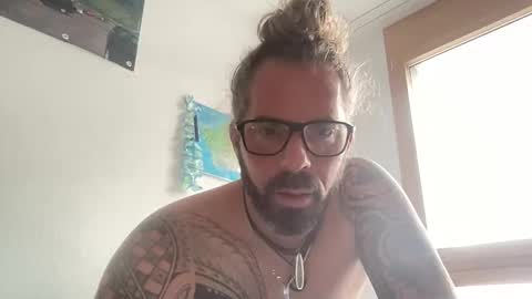 letmedoo2 online show from December 2024 09:28:02 AM