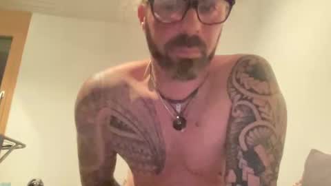 letmedoo2 online show from December 2024 07:02:02 PM