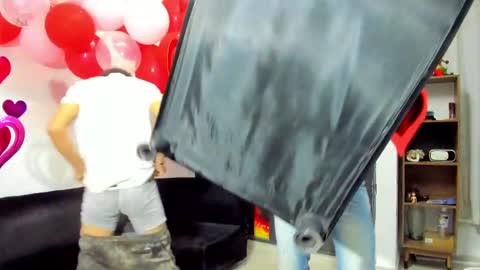 Vanesa Oliver and Andrew online show from February 2025 10:49:01 AM