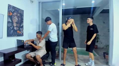 Vanesa Oliver and Andrew online show from September 2025 02:11:01 AM