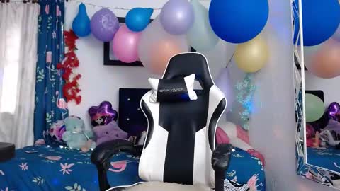 Snapshot of hot_sexy_bunny chatting on February 2025 12:25:02 PM hot sexy bunny online show from February 2025 12:25:02 PM