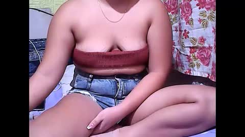 hot_tricia05 online show from March 2025 11:11:01 AM