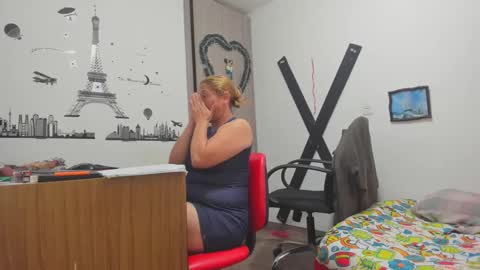 hotandfierylatinos online show from February 2025 03:03:01 PM