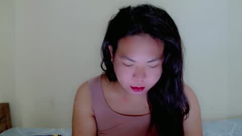 Snapshot of hotasian_mama chatting on May 2026 07:26:01 AM Grace online show from May 2026 07:26:01 AM