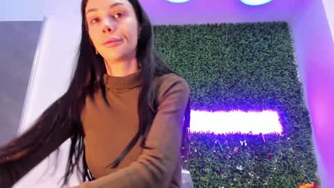 hotfallingdevil online show from January 2026 05:22:01 AM